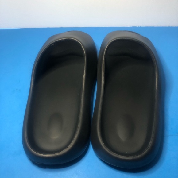 Thick Soled Black Sports Slides Soft Sandals Men’s Size 9.5/10 - Picture 5 of 8